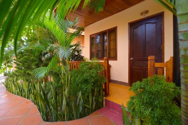 Phòng Bungalow Pool View